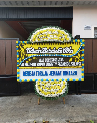 Papan Bunga Duka di Bukuan